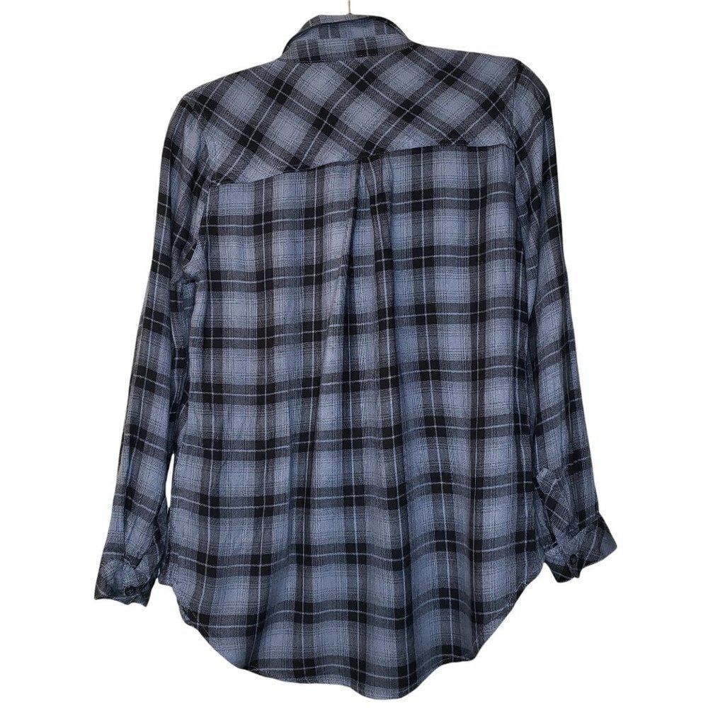 Pink Rose L Button Down - Picture 2 of 6